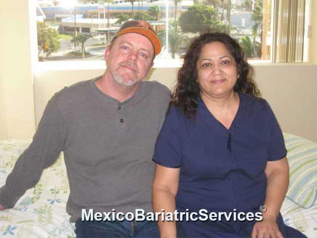 veronica-baysinger-with-her-husband-in-tijuana